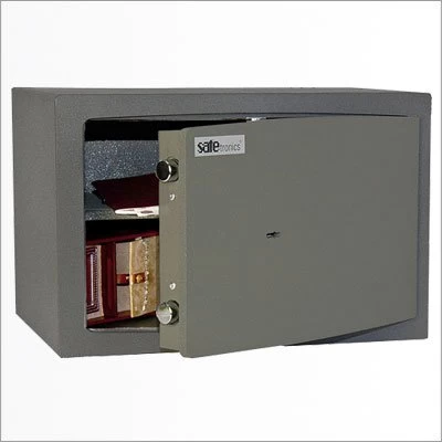 Взломостойкий сейф Safetronics NTR-24M